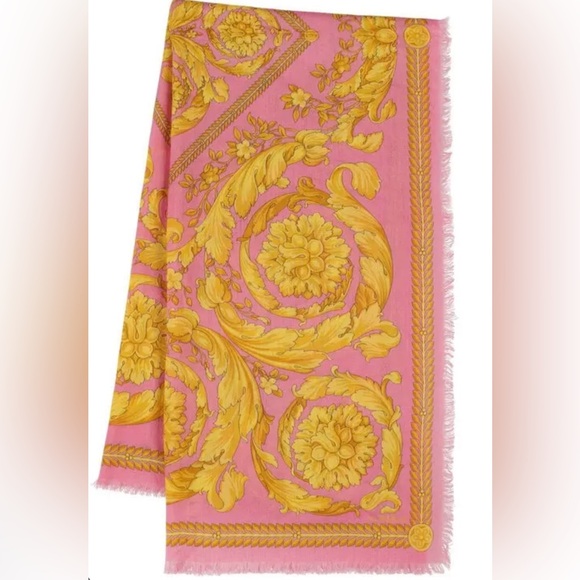 Versace NEW scarf - Picture 2 of 4